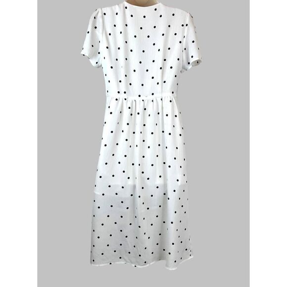 EVERLY Polka Dot Dress in White and Black Size Small - Picture 8 of 13